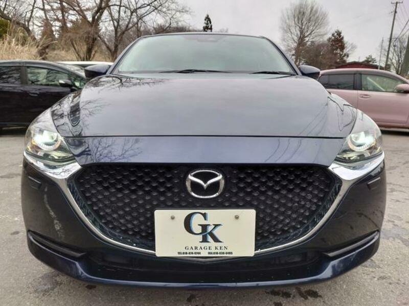 MAZDA2
