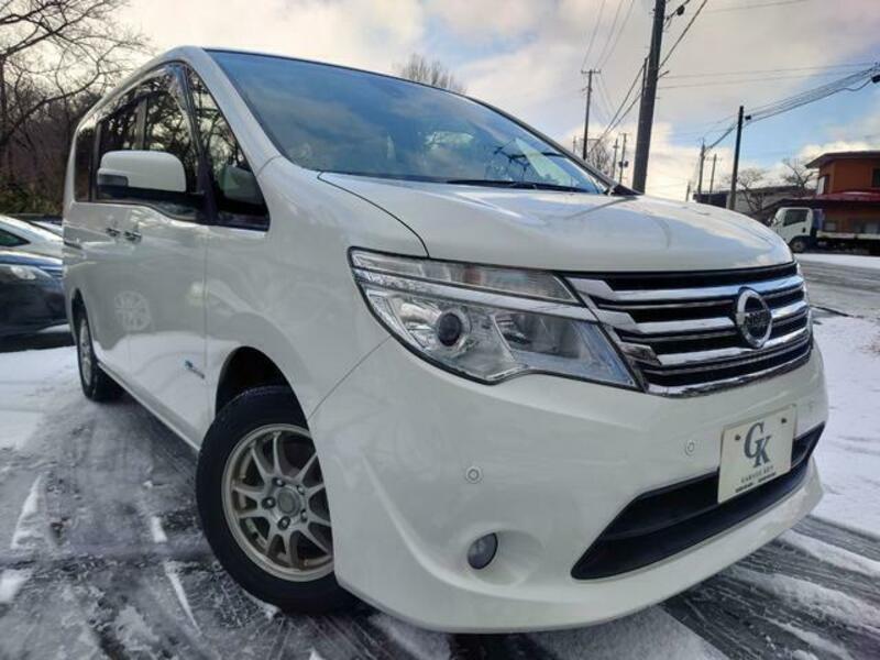 NISSAN SERENA