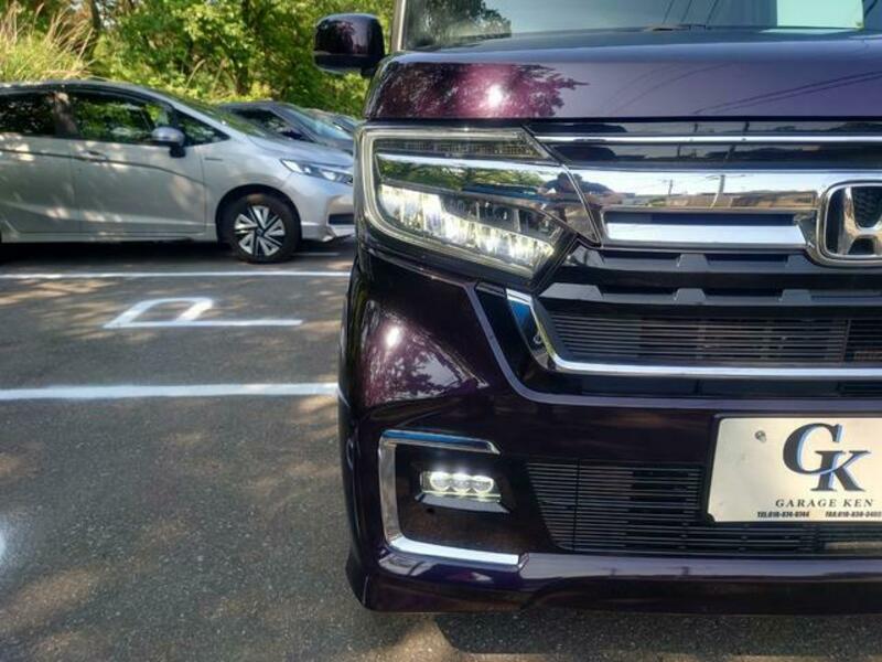 N BOX CUSTOM