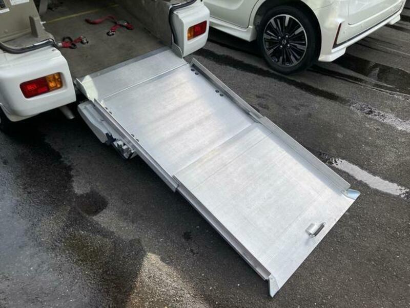 ATRAI WAGON
