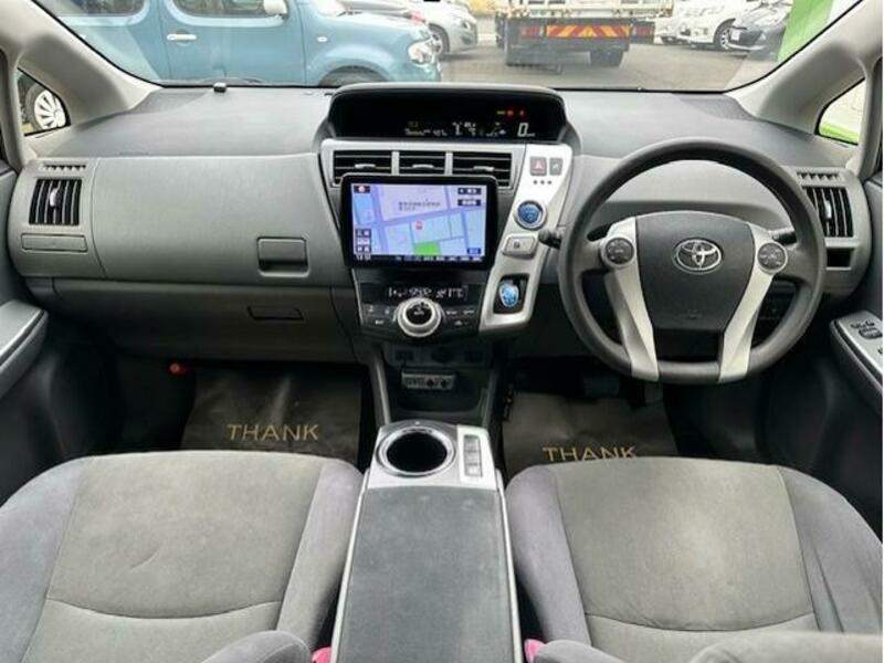 PRIUS ALPHA