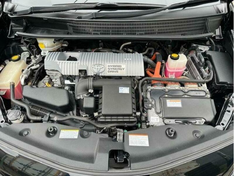 PRIUS ALPHA