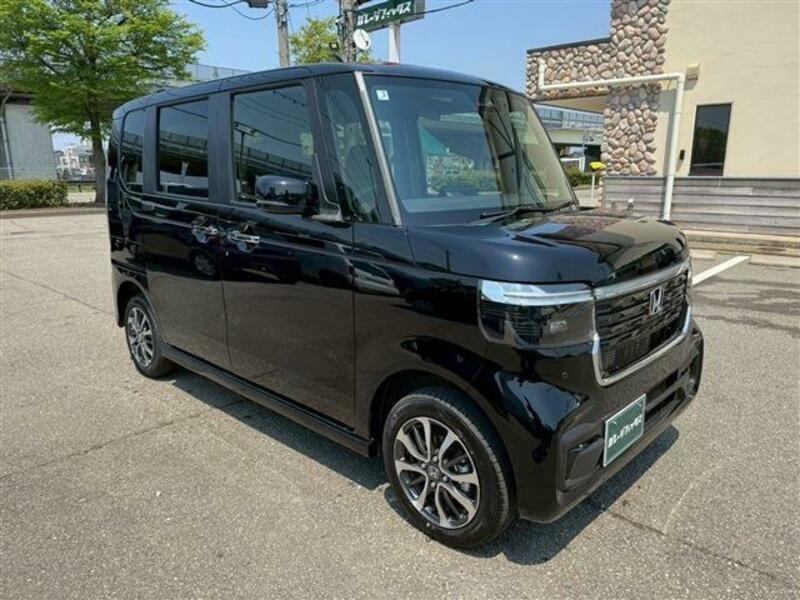 N BOX CUSTOM