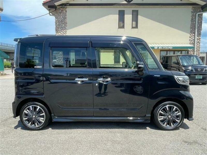 SPACIA CUSTOM