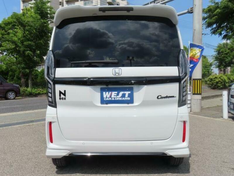 N BOX CUSTOM