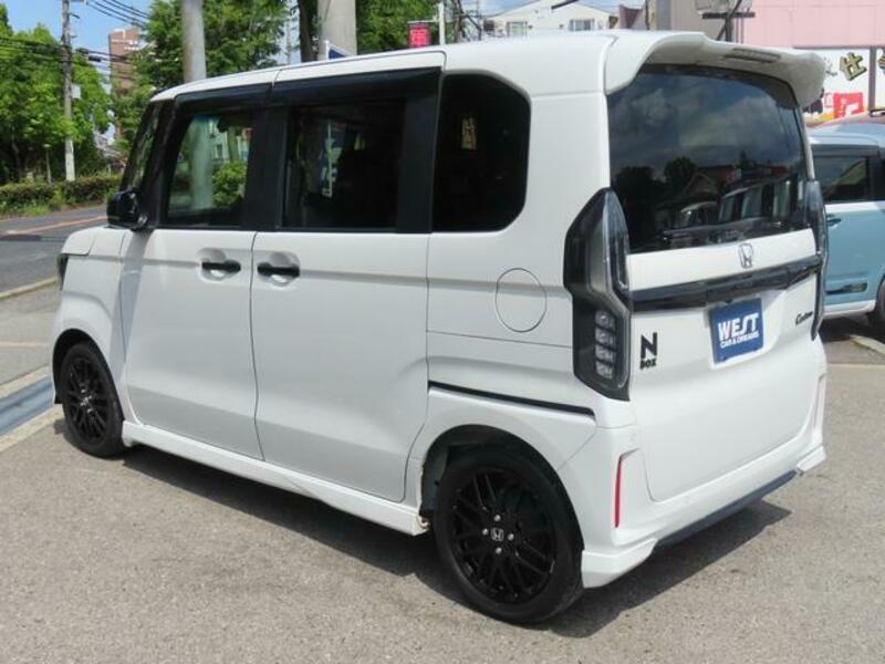 N BOX CUSTOM