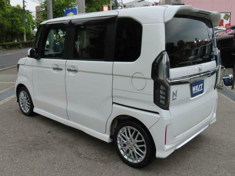 N BOX CUSTOM