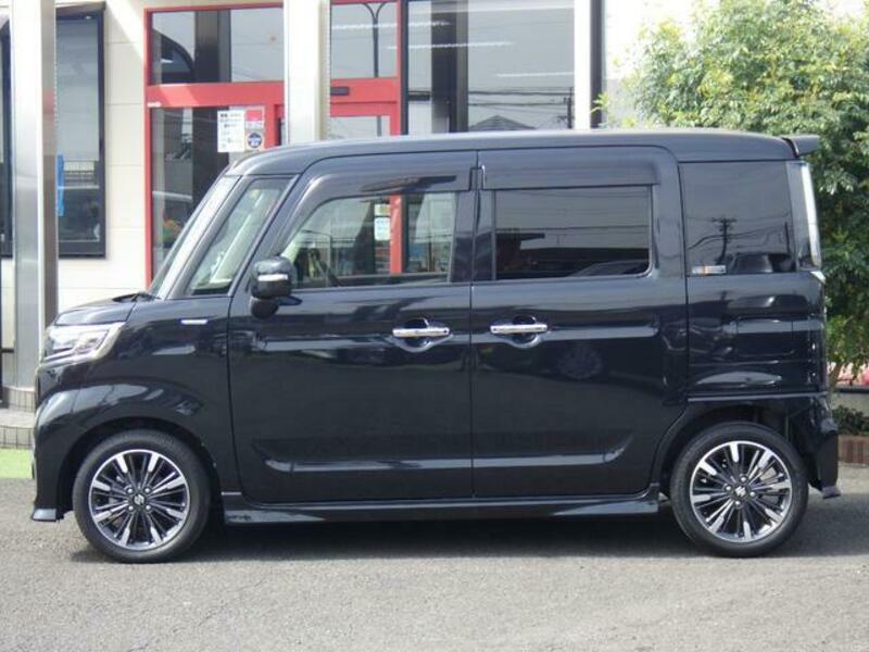 SPACIA CUSTOM