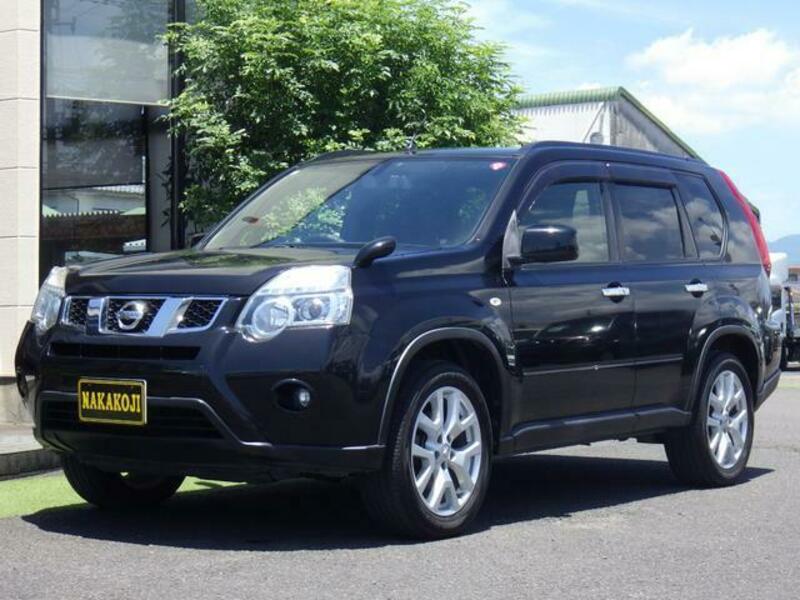 X-TRAIL