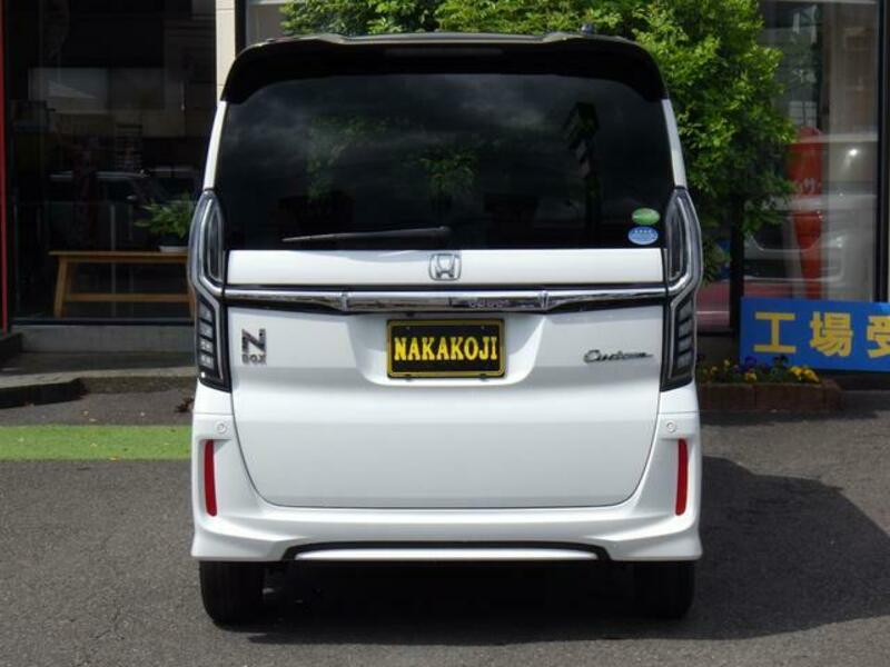 N BOX CUSTOM