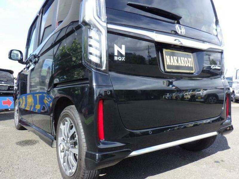 N BOX CUSTOM