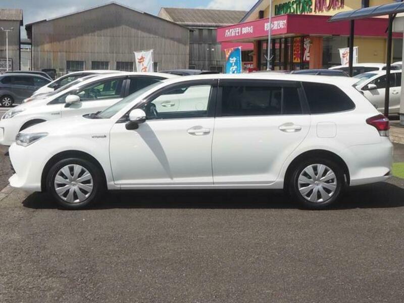COROLLA FIELDER
