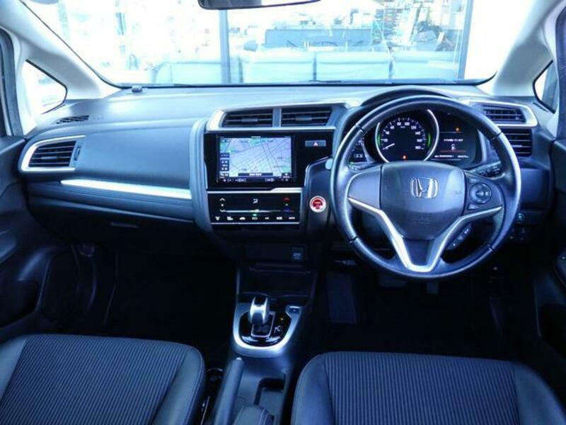 FIT HYBRID