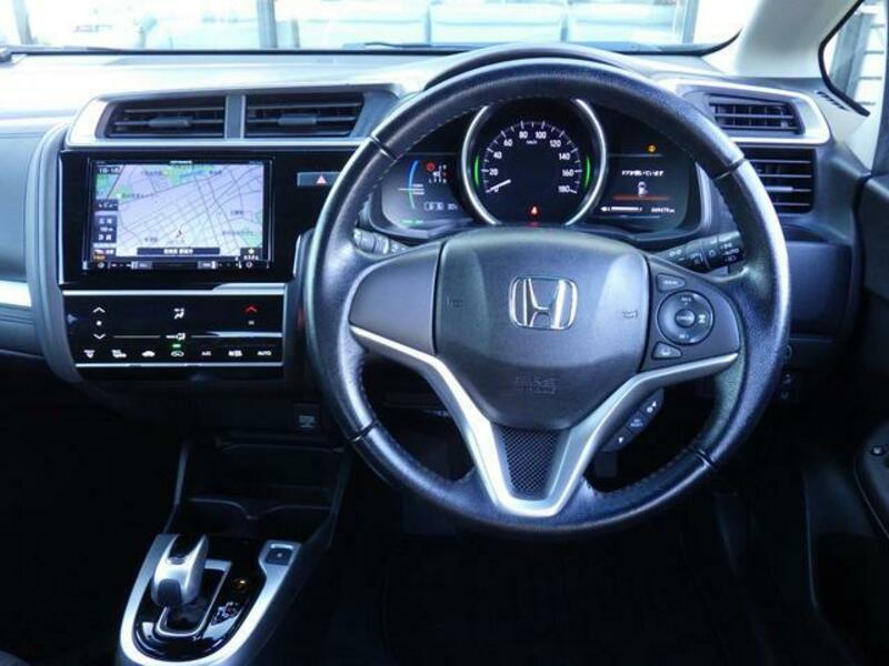 FIT HYBRID