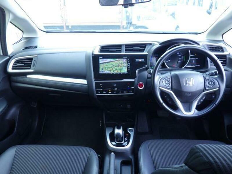 FIT HYBRID