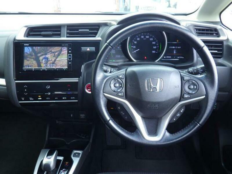 FIT HYBRID