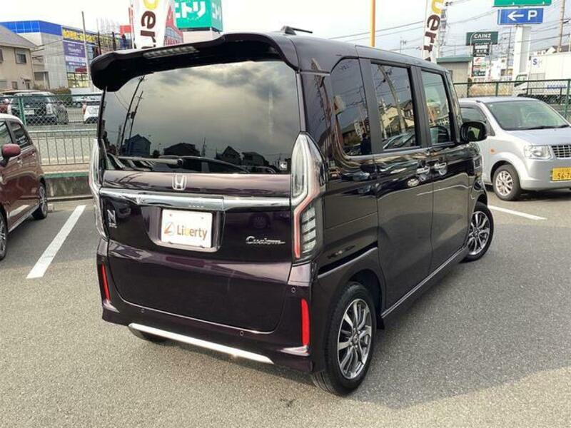 N BOX CUSTOM