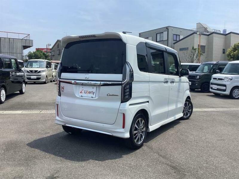 N BOX CUSTOM