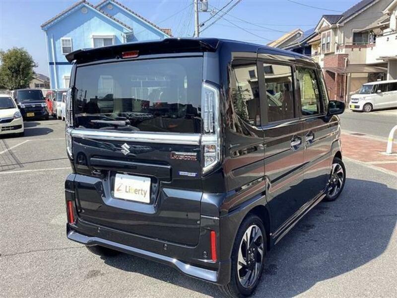 SPACIA CUSTOM