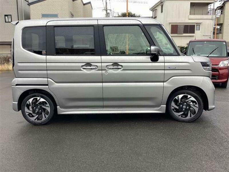 SPACIA CUSTOM