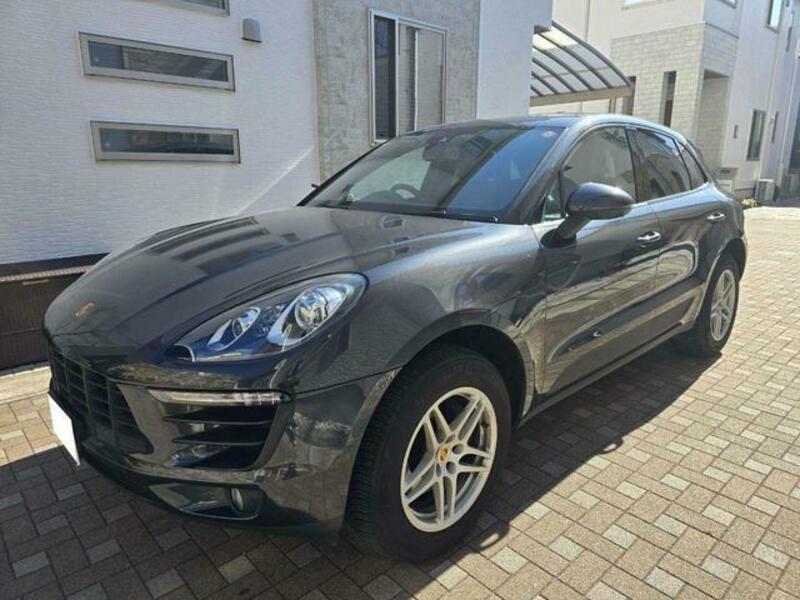 MACAN