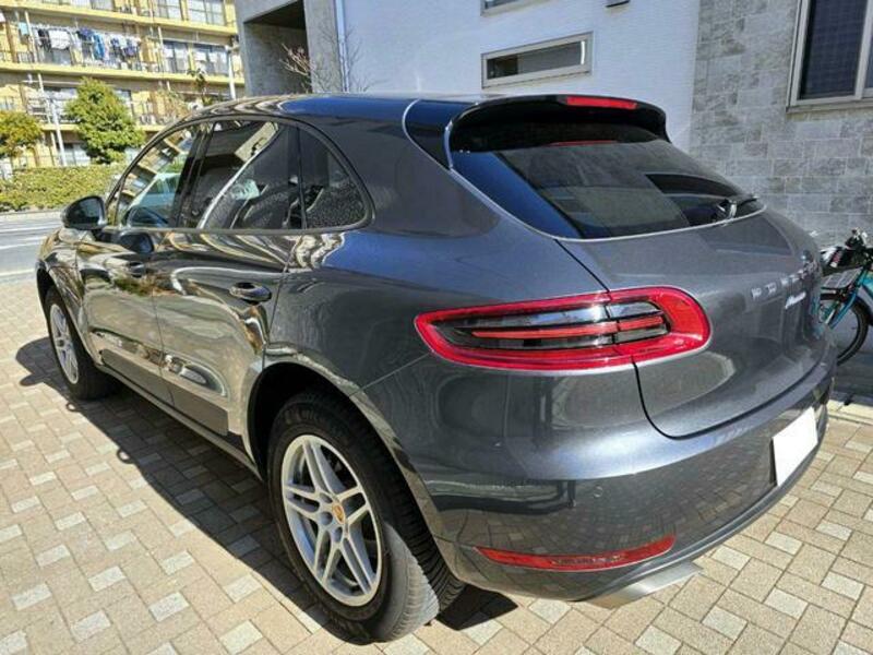 MACAN