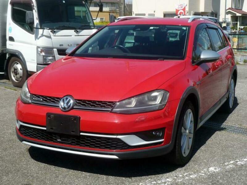 GOLF ALLTRACK
