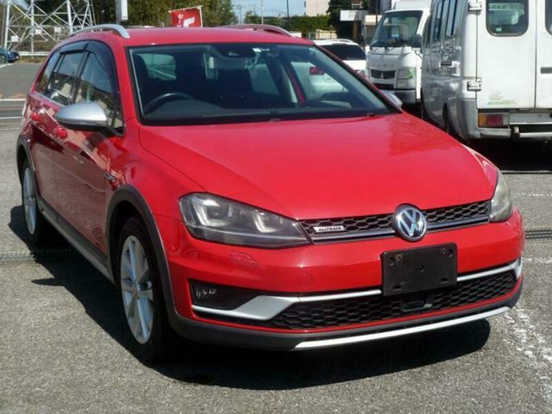 GOLF ALLTRACK