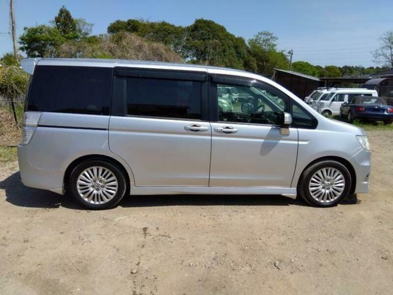 STEPWAGON SPADA