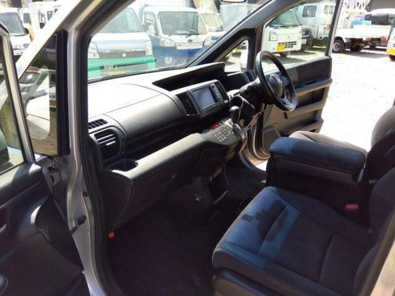 STEPWAGON SPADA