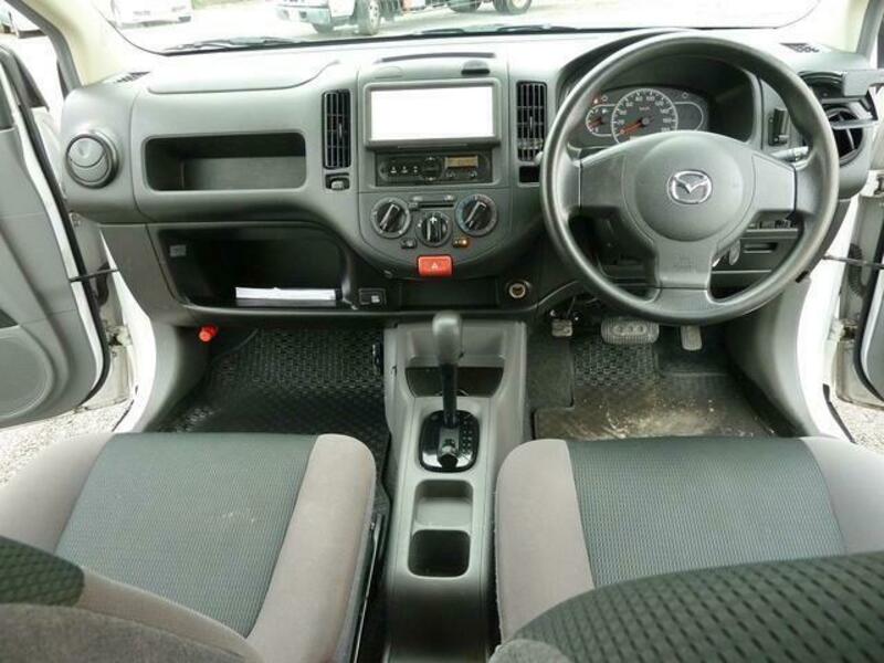 FAMILIA VAN