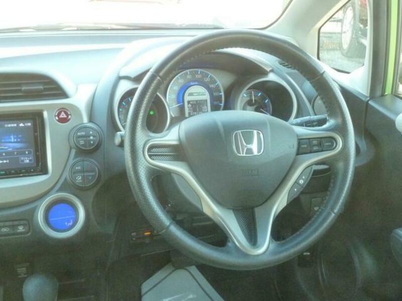 FIT HYBRID