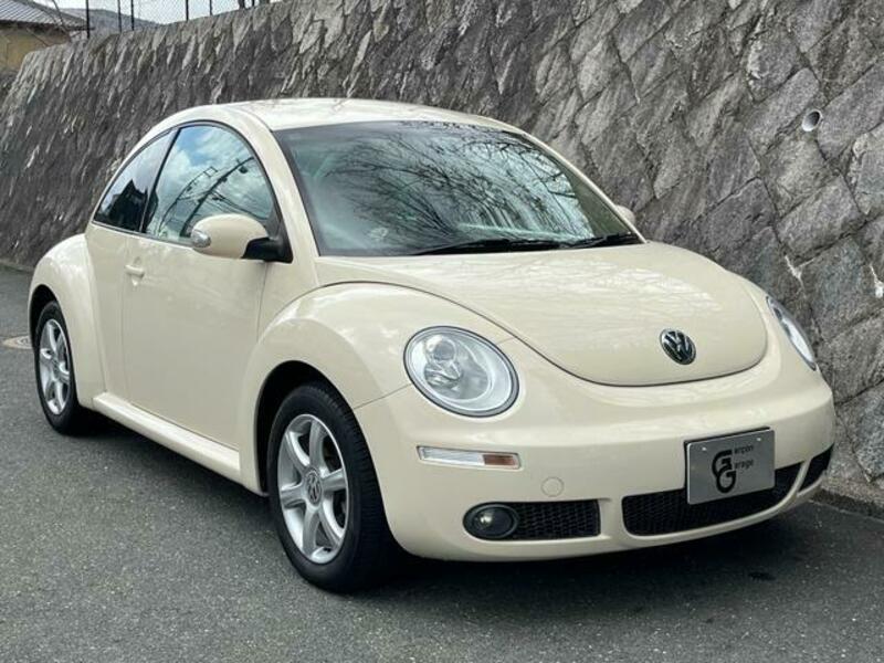 VOLKSWAGEN NEW BEETLE