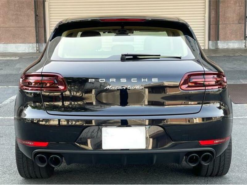 MACAN