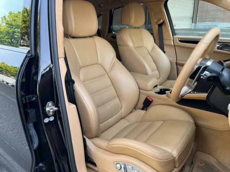 MACAN