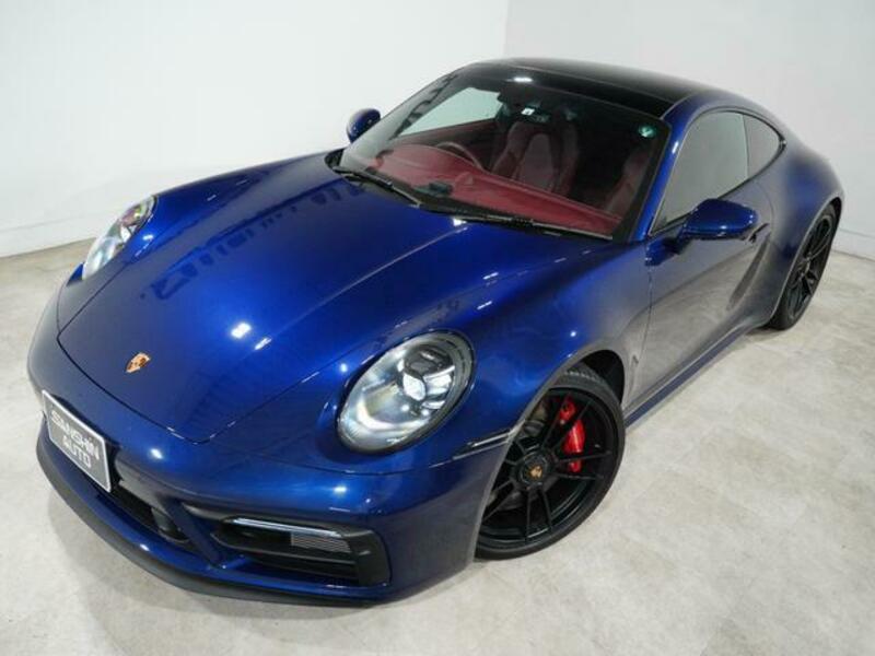 911