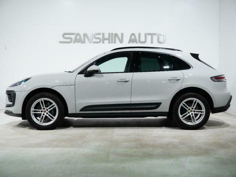 MACAN