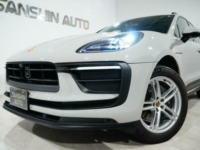 MACAN
