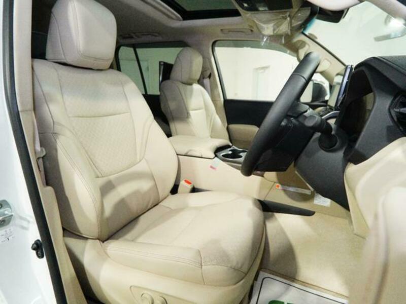 LAND CRUISER