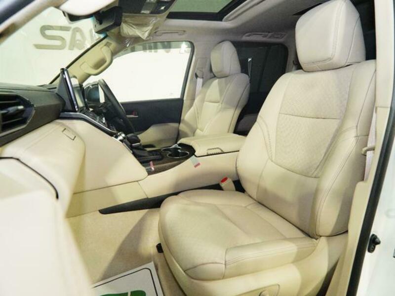LAND CRUISER