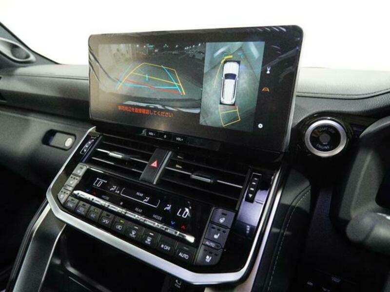 LAND CRUISER