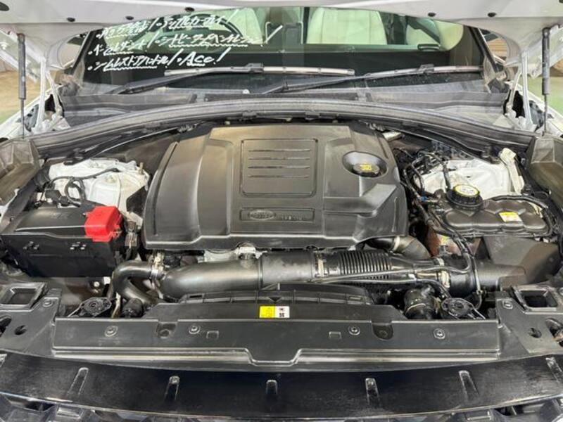 RANGE ROVER VELAR