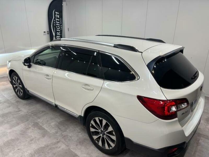 LEGACY OUTBACK