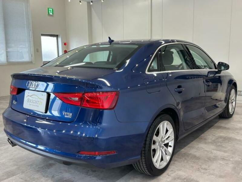 A3 SEDAN
