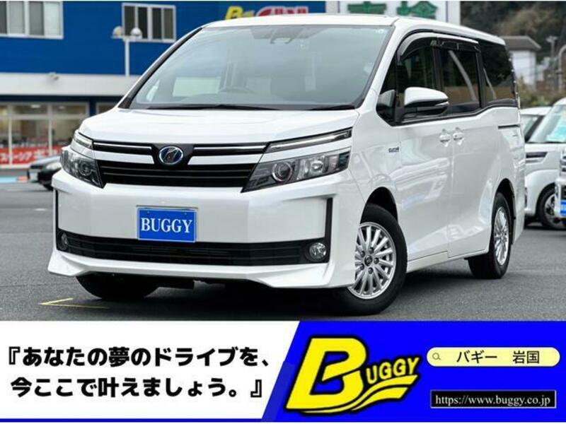 TOYOTA VOXY