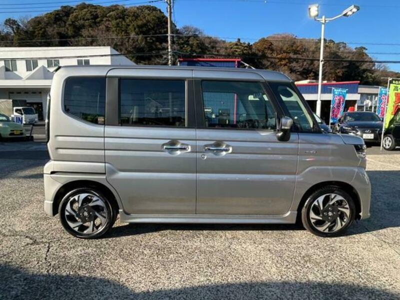 SPACIA CUSTOM