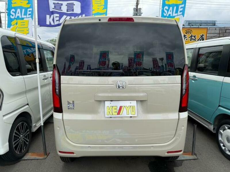 N BOX