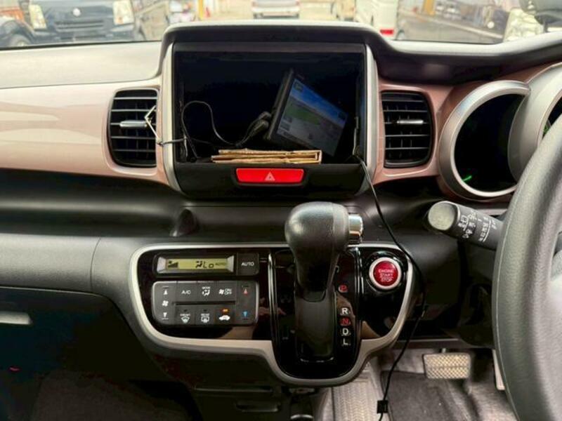 N BOX PLUS
