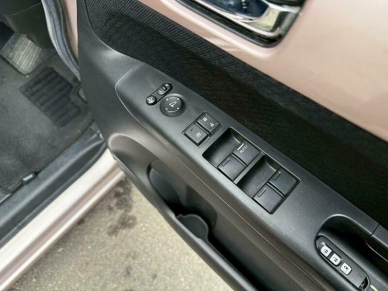 N BOX PLUS