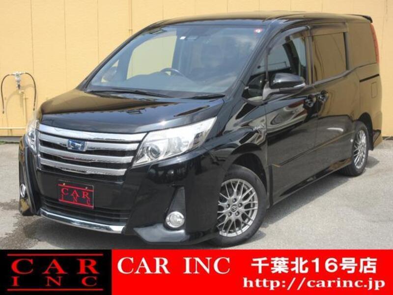 TOYOTA NOAH